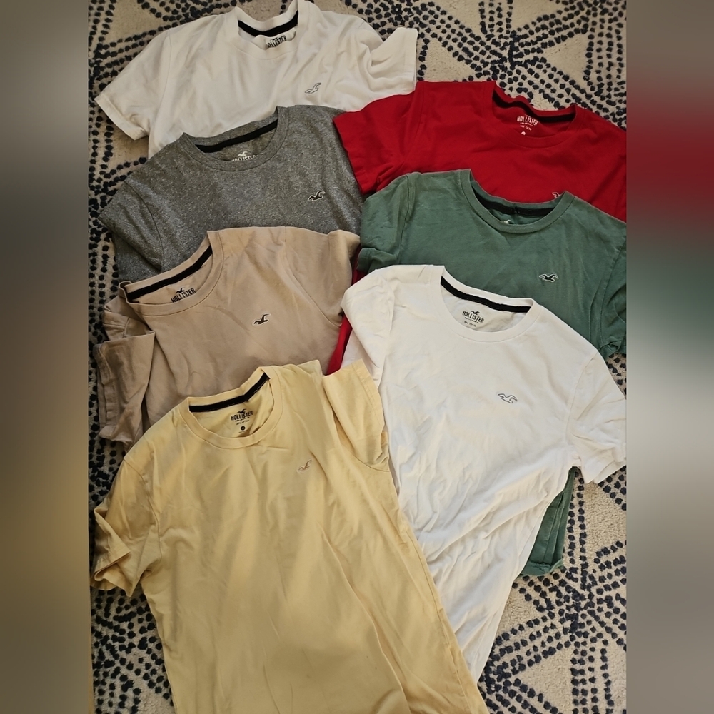 Hollister Men's T-Shirt Bundle XS